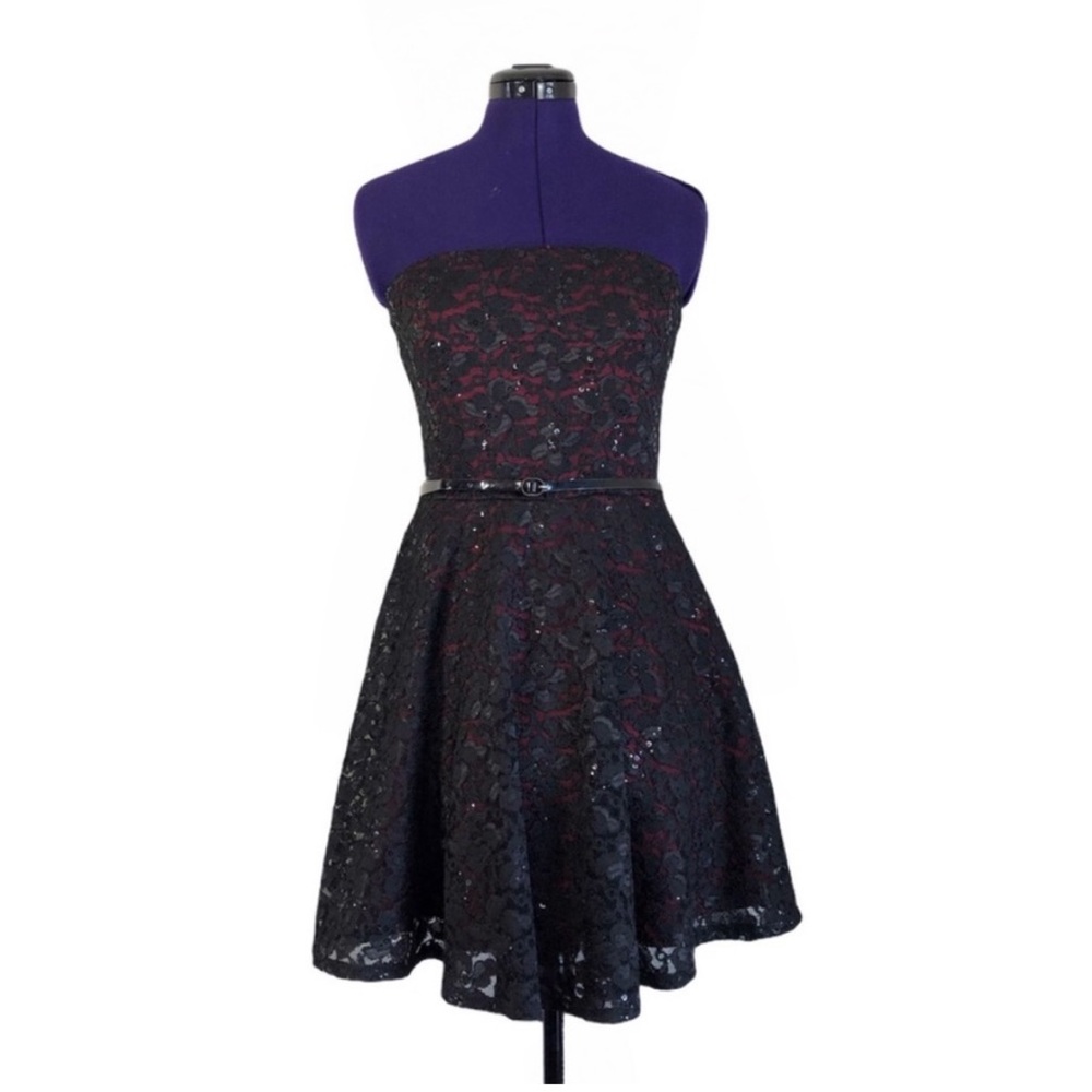 Love Reign Burgundy Red Black Lace Strapless Dress